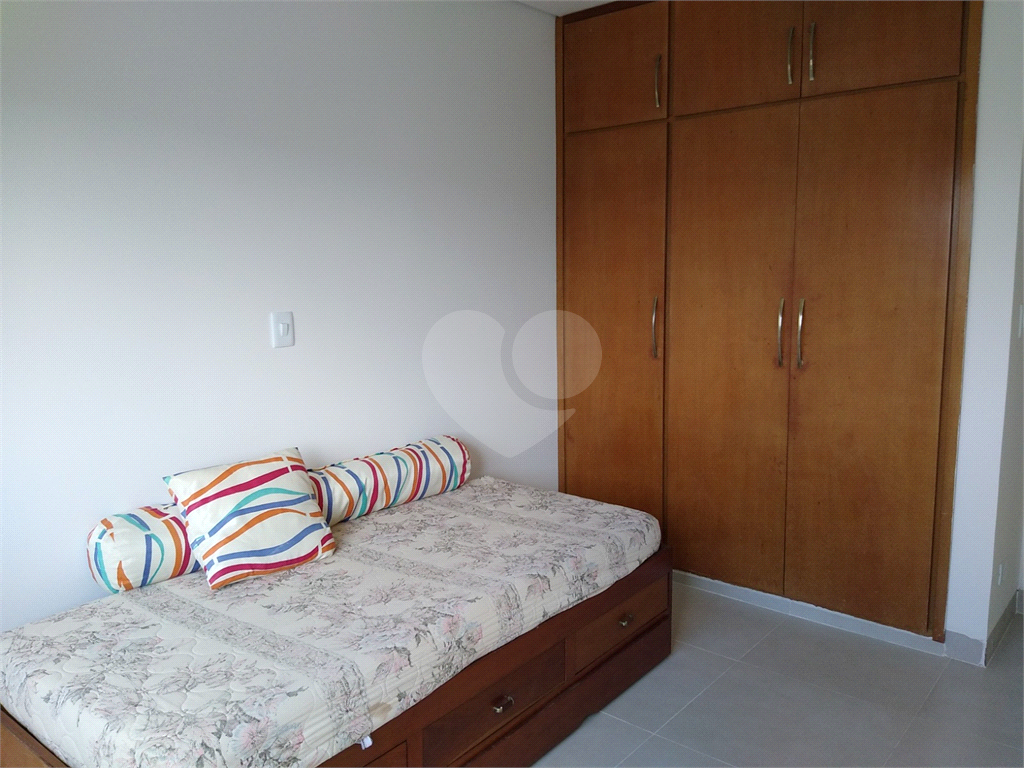 APARTAMENTO em TREMEMBÉ