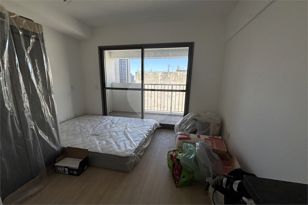 Studio na Consolação, a 250 metros do metrô Paulista - SP