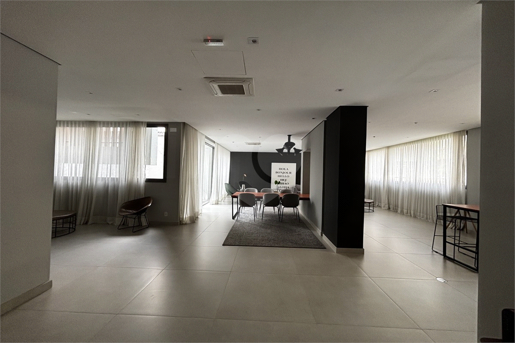 Studio na Consolação, a 250 metros do metrô Paulista - SP