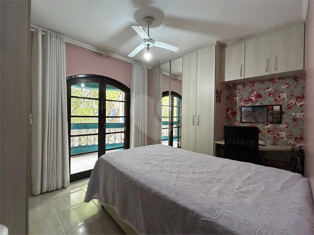 Sobrado Estilo Colonial à Venda – Vila Mazzei, São Paulo – 191m² Construídos – 3 Dormitórios (1 Suíte) – Lavabo – 3 Vagas – Rua Tranquila e Sem Saída