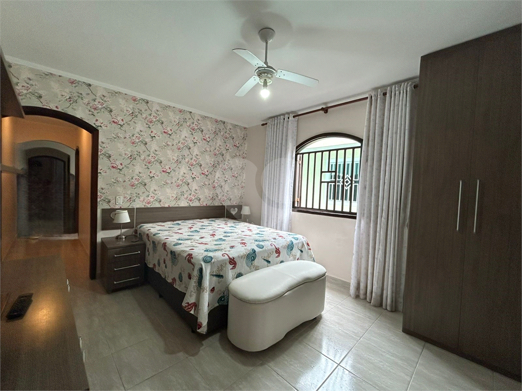 Sobrado Estilo Colonial à Venda – Vila Mazzei, São Paulo – 191m² Construídos – 3 Dormitórios (1 Suíte) – Lavabo – 3 Vagas – Rua Tranquila e Sem Saída