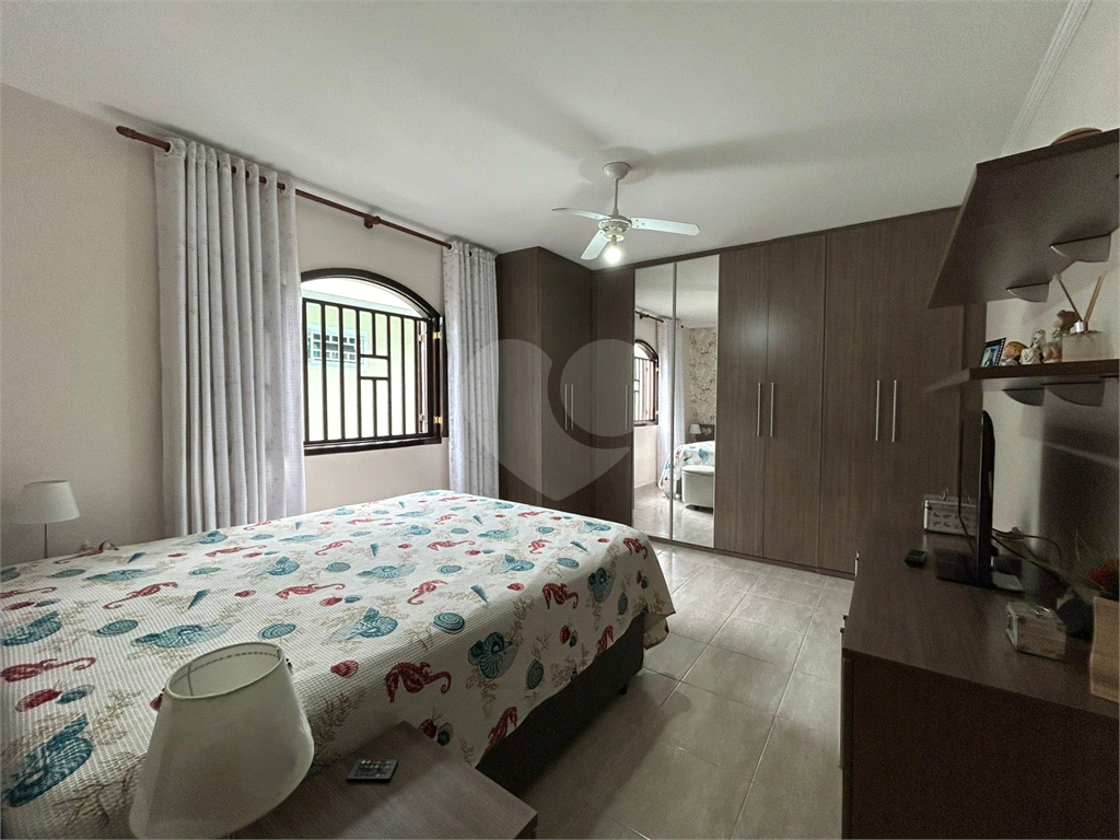 Sobrado Estilo Colonial à Venda – Vila Mazzei, São Paulo – 191m² Construídos – 3 Dormitórios (1 Suíte) – Lavabo – 3 Vagas – Rua Tranquila e Sem Saída