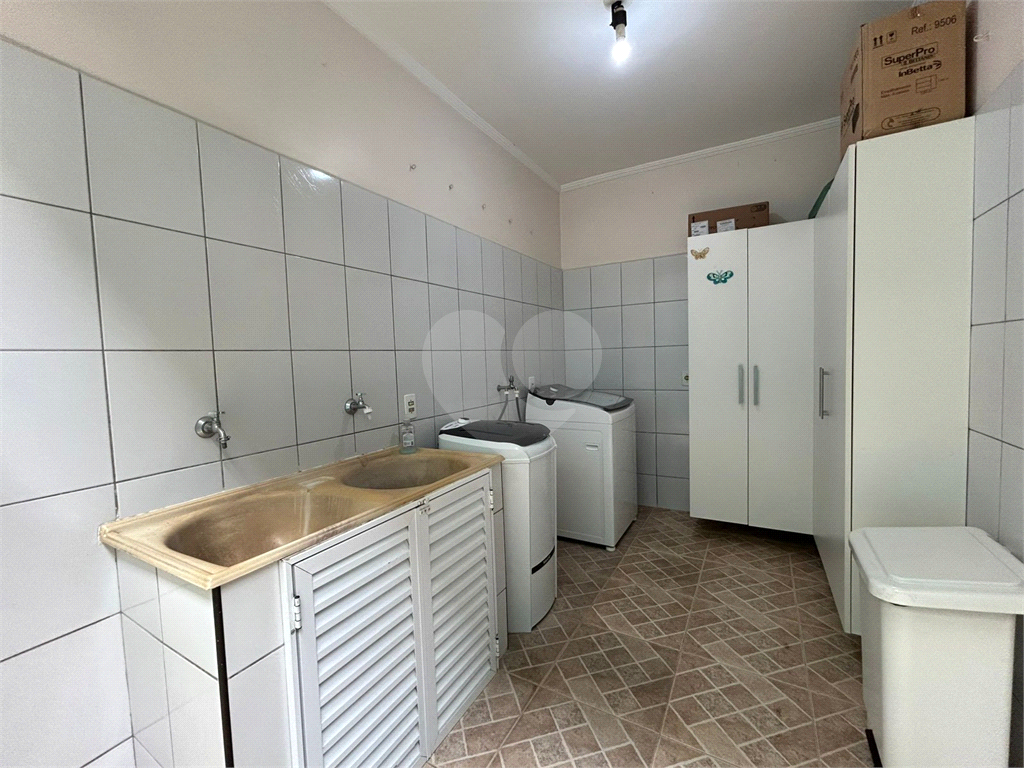 Sobrado Estilo Colonial à Venda – Vila Mazzei, São Paulo – 191m² Construídos – 3 Dormitórios (1 Suíte) – Lavabo – 3 Vagas – Rua Tranquila e Sem Saída