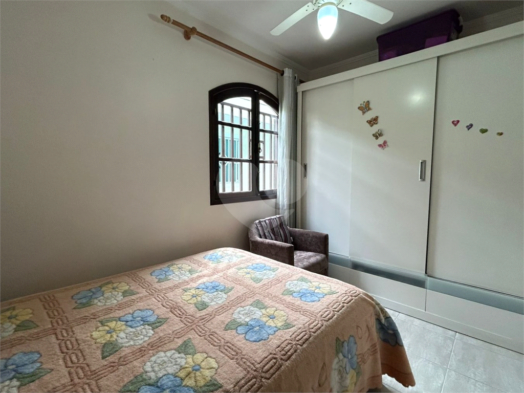 Sobrado Estilo Colonial à Venda – Vila Mazzei, São Paulo – 191m² Construídos – 3 Dormitórios (1 Suíte) – Lavabo – 3 Vagas – Rua Tranquila e Sem Saída