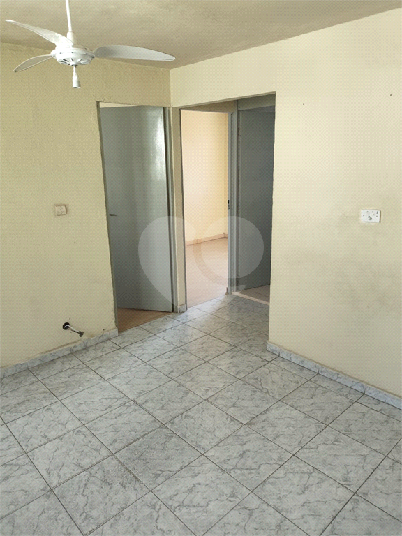 APARTAMENTO COM 2 QUARTOS E 1 VAGA DE GARAGEM COBERTA NA VILA NOVA CACHOEIRINHA