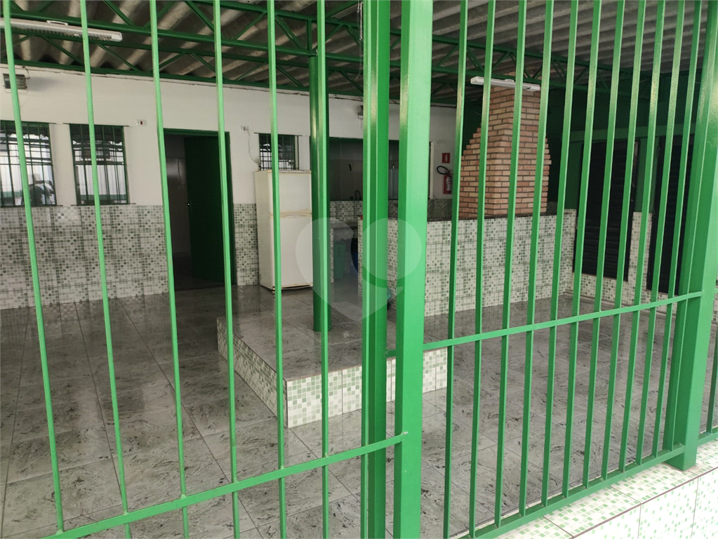 APARTAMENTO COM 2 QUARTOS E 1 VAGA DE GARAGEM COBERTA NA VILA NOVA CACHOEIRINHA