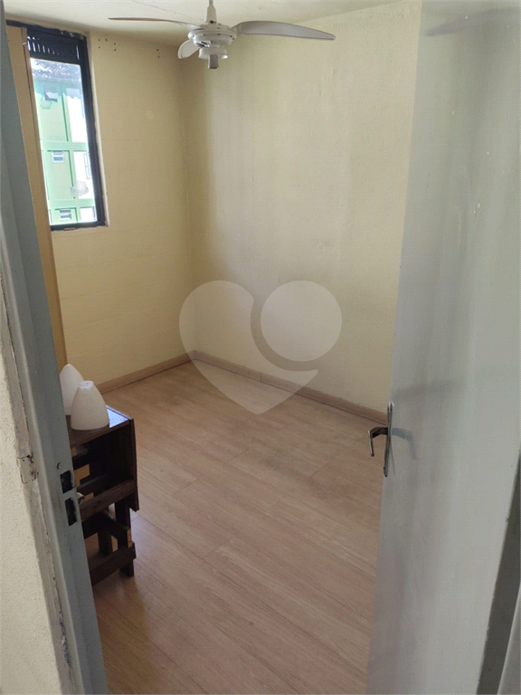 APARTAMENTO COM 2 QUARTOS E 1 VAGA DE GARAGEM COBERTA NA VILA NOVA CACHOEIRINHA