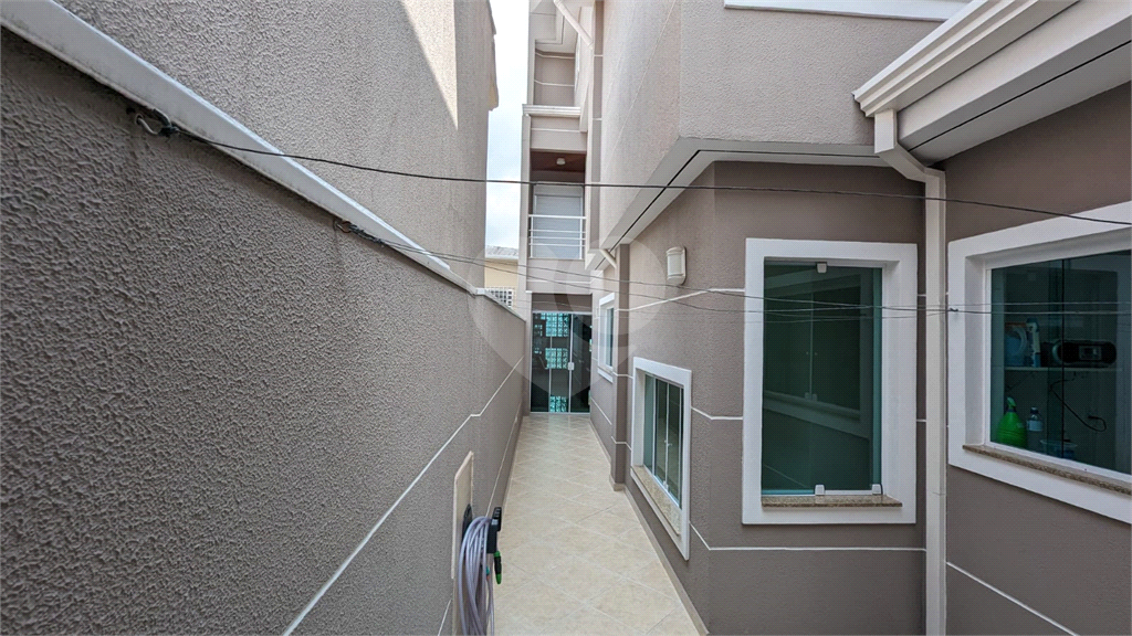 Sobrado à Venda em Mirandópolis | 332 m² | 4 Dormitórios | 4 Suíte | 6 Vagas de Garagem