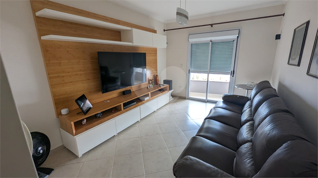 Sobrado à Venda em Mirandópolis | 332 m² | 4 Dormitórios | 4 Suíte | 6 Vagas de Garagem