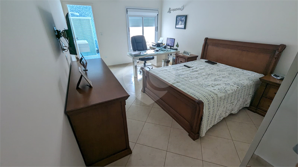 Sobrado à Venda em Mirandópolis | 332 m² | 4 Dormitórios | 4 Suíte | 6 Vagas de Garagem
