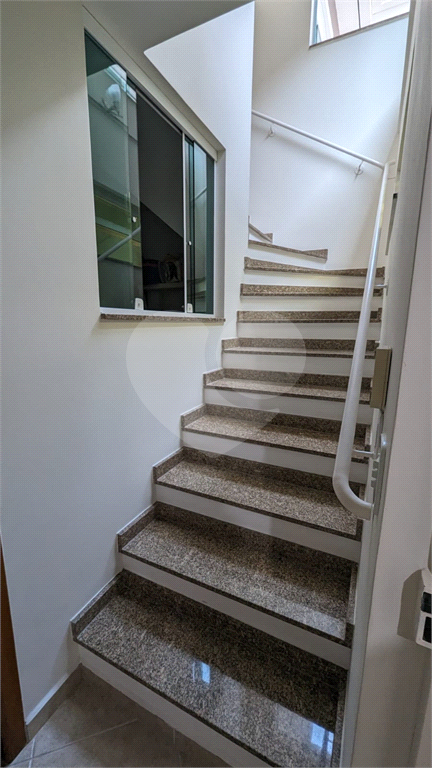 Sobrado à Venda em Mirandópolis | 332 m² | 4 Dormitórios | 4 Suíte | 6 Vagas de Garagem