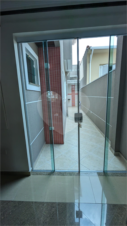 Sobrado à Venda em Mirandópolis | 332 m² | 4 Dormitórios | 4 Suíte | 6 Vagas de Garagem