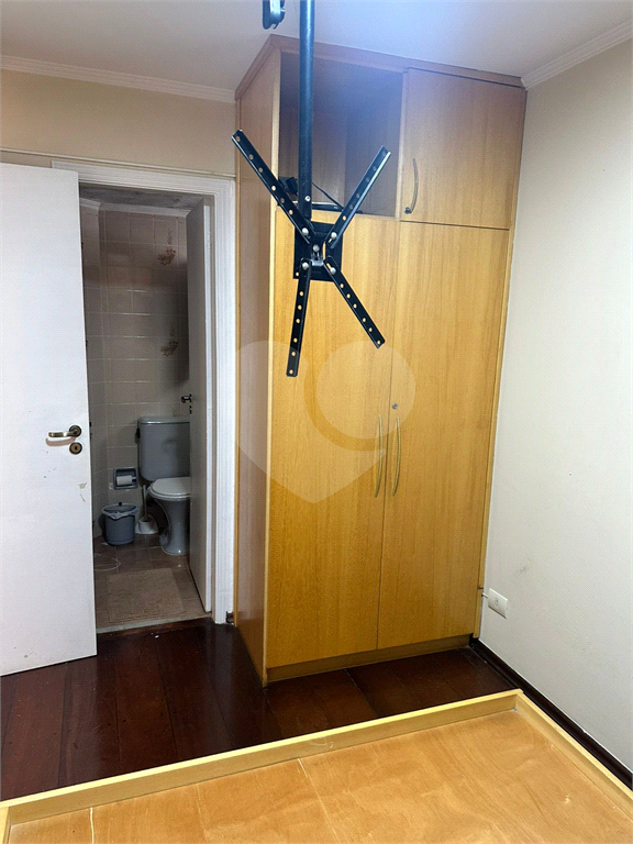 Apartamento para alugar na Rua Copacabana - 3 dormitórios