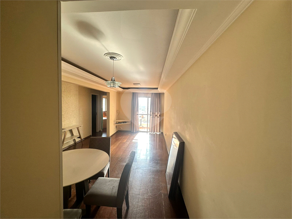 Apartamento para alugar na Rua Copacabana - 3 dormitórios