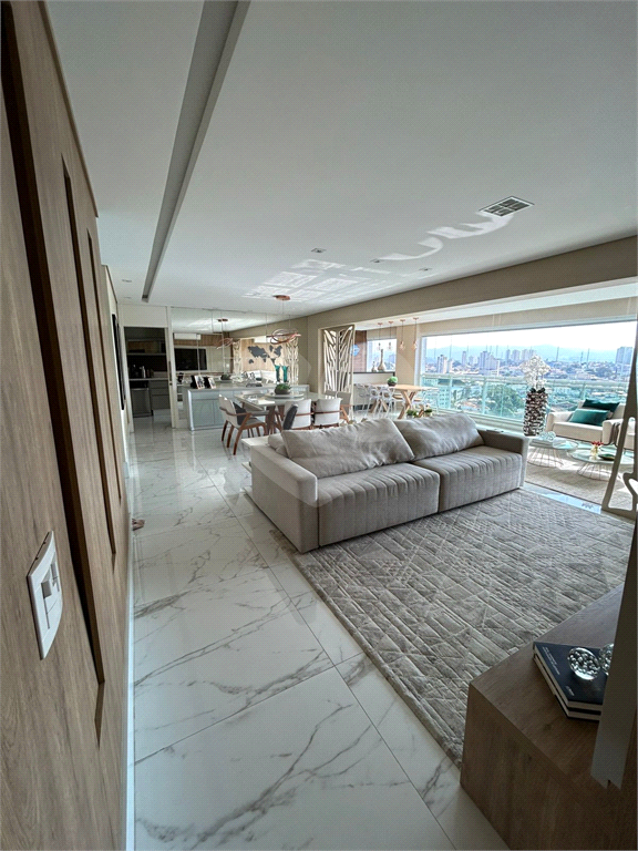 APARTAMENTO em JARDIM SANTA MENA