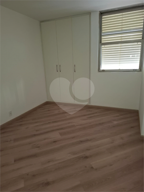 APARTAMENTO em SANTANA