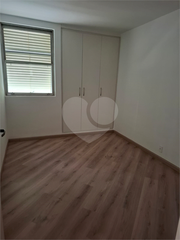 APARTAMENTO em SANTANA