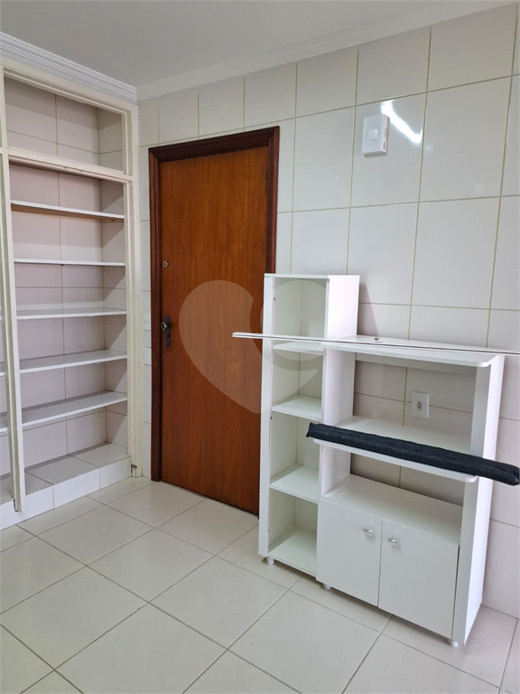 APARTAMENTO em SANTANA