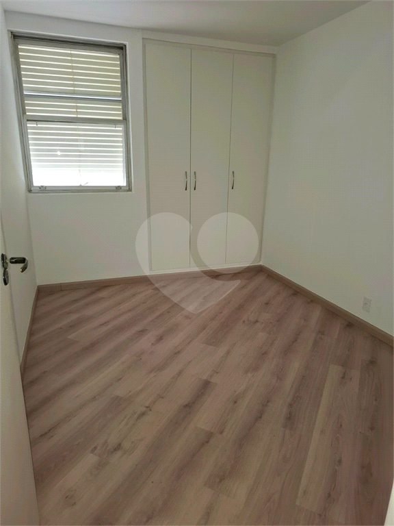 APARTAMENTO em SANTANA