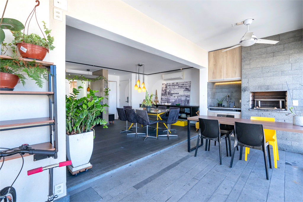 Apartamento da Rua Estevão Baião com 3 dormitorios sendo 1 suite - projeto moderno e aconchegante