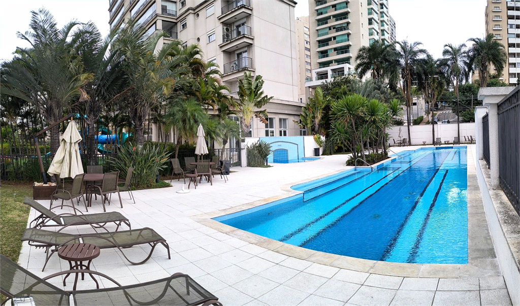 APARTAMENTO À VENDA NO PARAÍSO