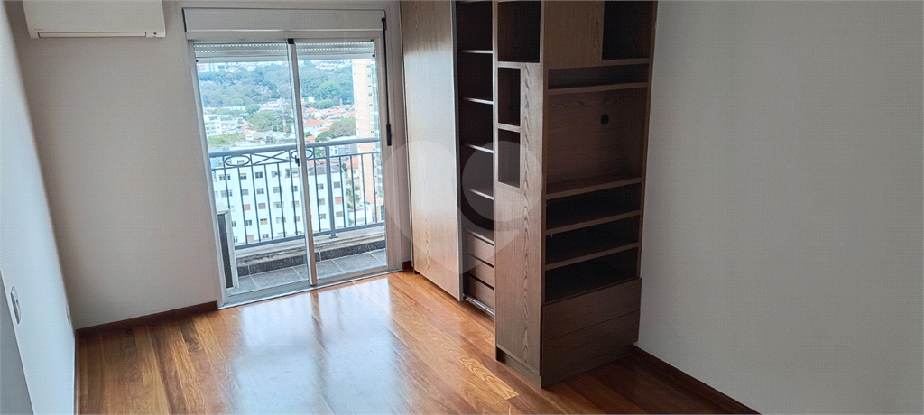 APARTAMENTO À VENDA NO PARAÍSO