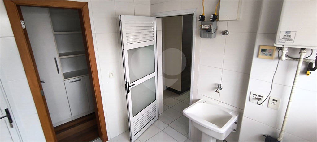 APARTAMENTO À VENDA NO PARAÍSO