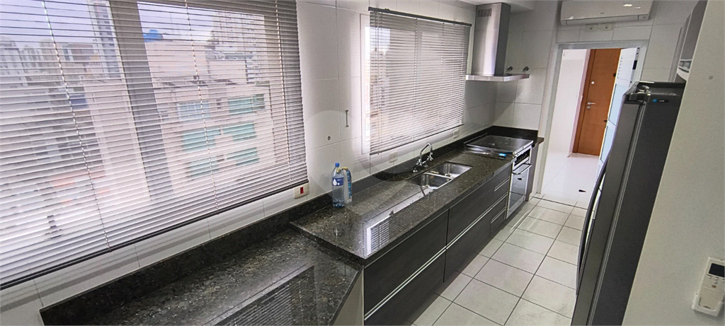 APARTAMENTO À VENDA NO PARAÍSO