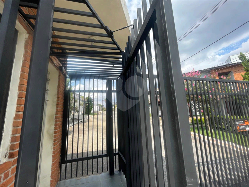 Sobrado à Venda no Parque dos Príncipes – 4 Dormitórios – Piscina – Rua com Portaria