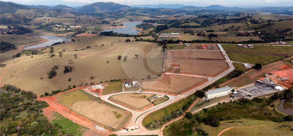 Terreno à venda, 1000m² - Foto 2