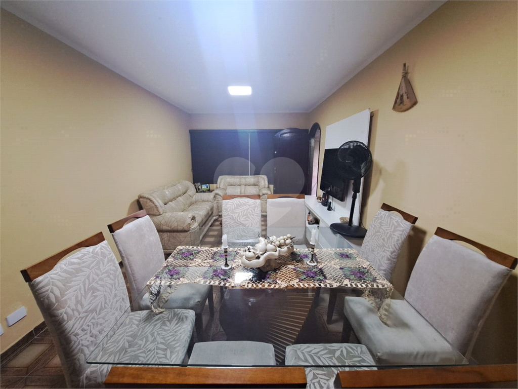 Casa à Venda 140m²| 3 Dormitórios| Sala 2 Ambientes| 2 Vagas| Espaço para Ateliê no Jardim Guançã
