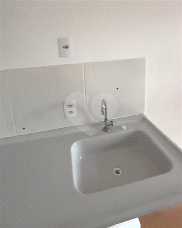 Apartamento à venda e aluguel com 1 quarto, 17m² - Foto 2