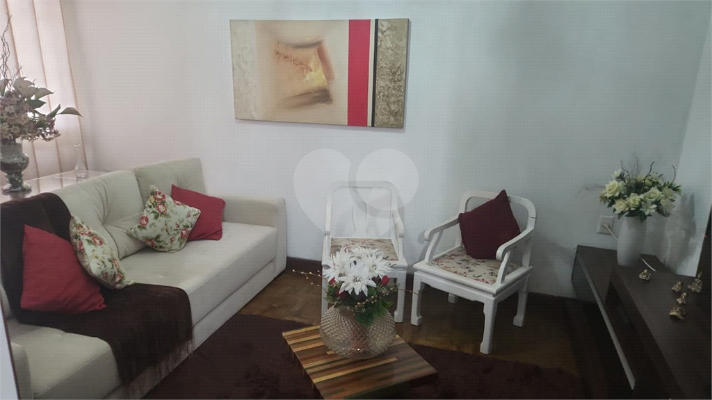CASA TÉRREA COM ÓTIMO TERRENO