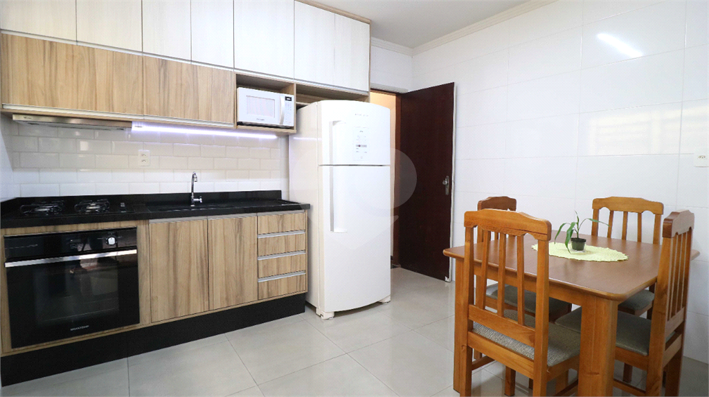 Sobrado à Venda no Tremembé 3 Dormitórios, Suíte, 190m², Área Gourmet Zona Norte/SP