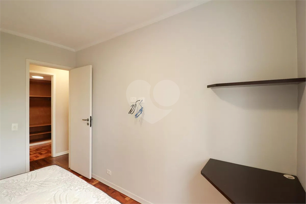 APARTAMENTO em SANTANA