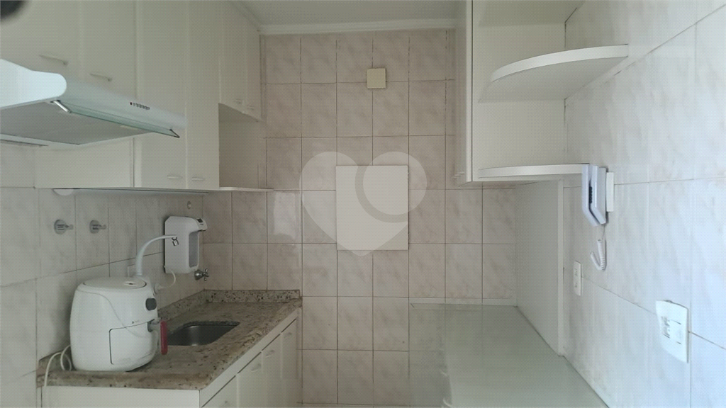 APARTAMENTO em SANTANA