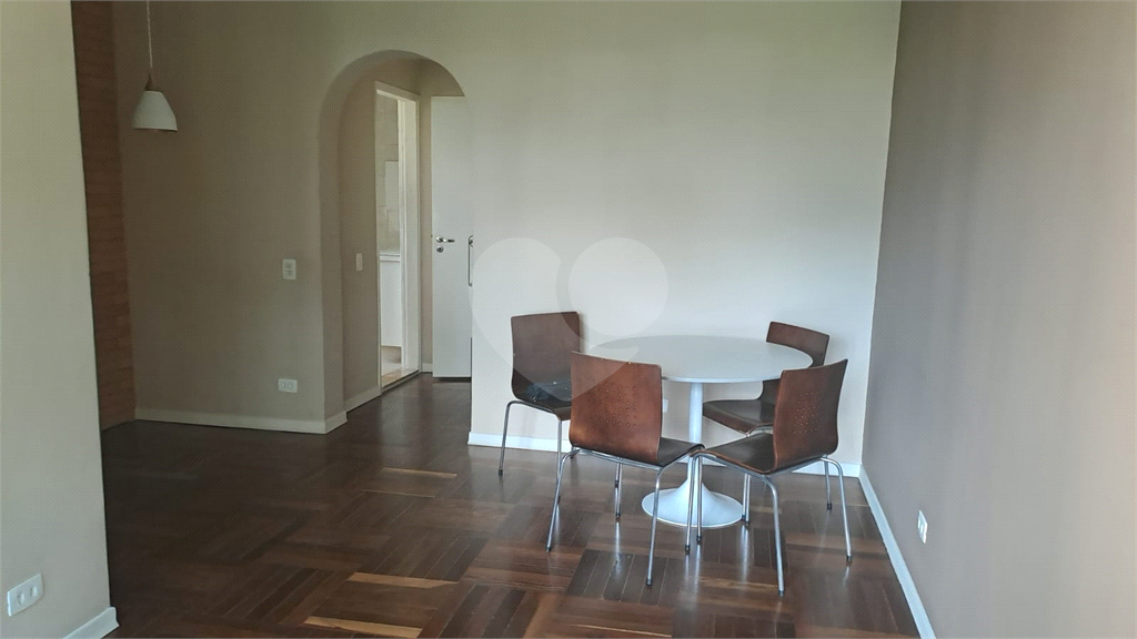 APARTAMENTO em SANTANA