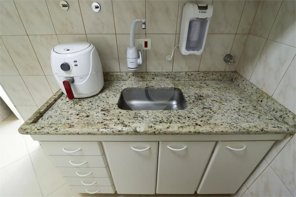 APARTAMENTO em SANTANA