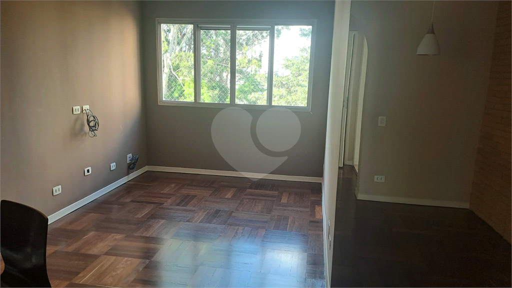 APARTAMENTO em SANTANA