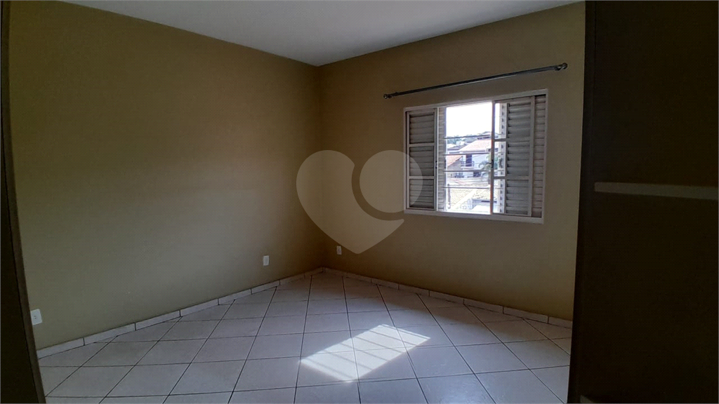 Casa para alugar com 3 quartos, 180m² - Foto 29