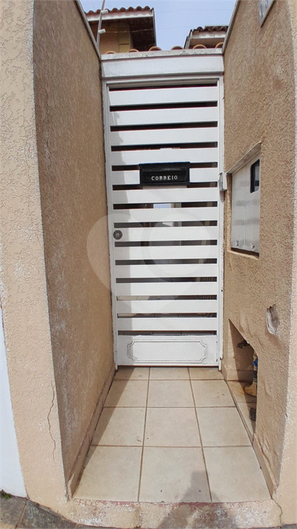 Casa para alugar com 3 quartos, 180m² - Foto 2