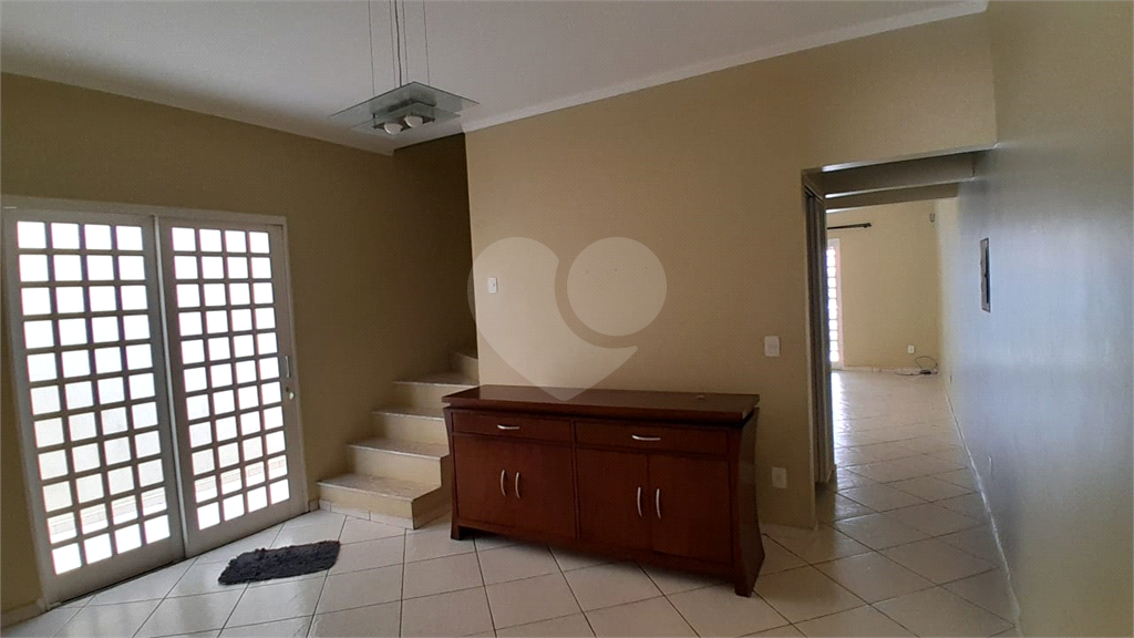 Casa para alugar com 3 quartos, 180m² - Foto 16