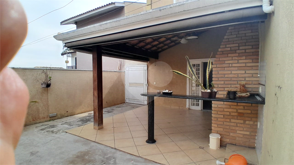 Casa para alugar com 3 quartos, 180m² - Foto 25