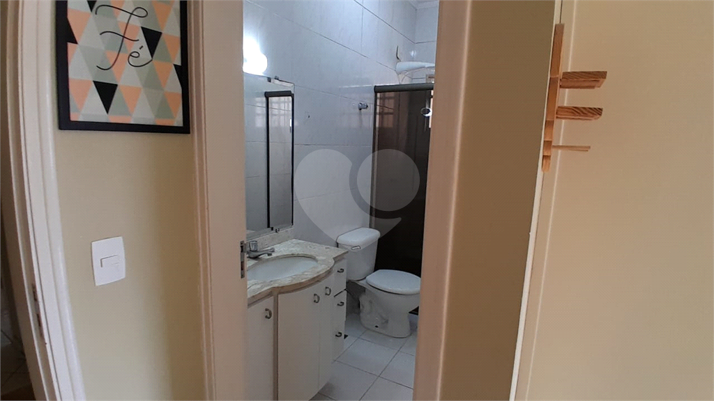 Casa para alugar com 3 quartos, 180m² - Foto 31