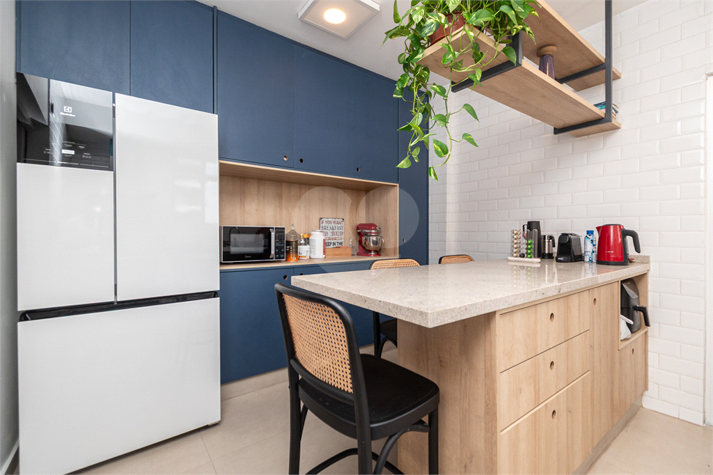 APARTAMENTO em PINHEIROS