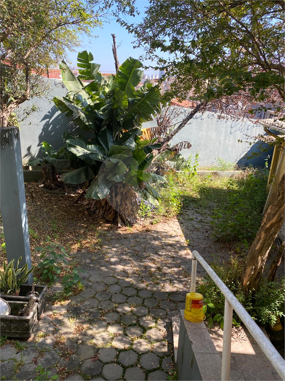 CASA A VENDA COM SALÃO COMERCIAL NA CASA VERDE