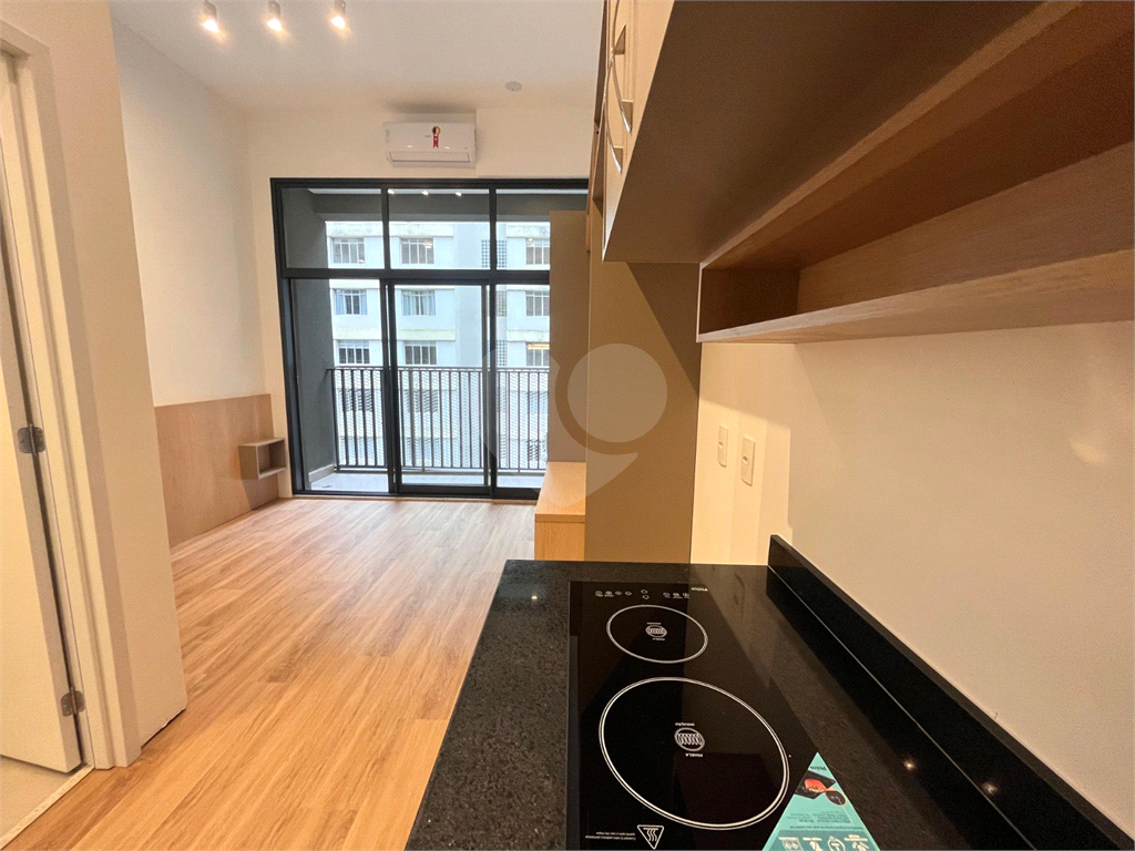 STUDIO EM PINHEIROS À VENDA OU LOCAÇÃO VENDER