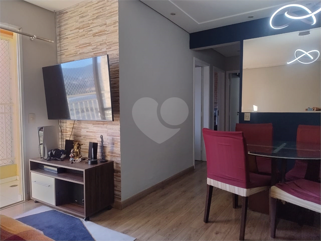 Apartamento à venda com 3 quartos, 75m² - Foto 10