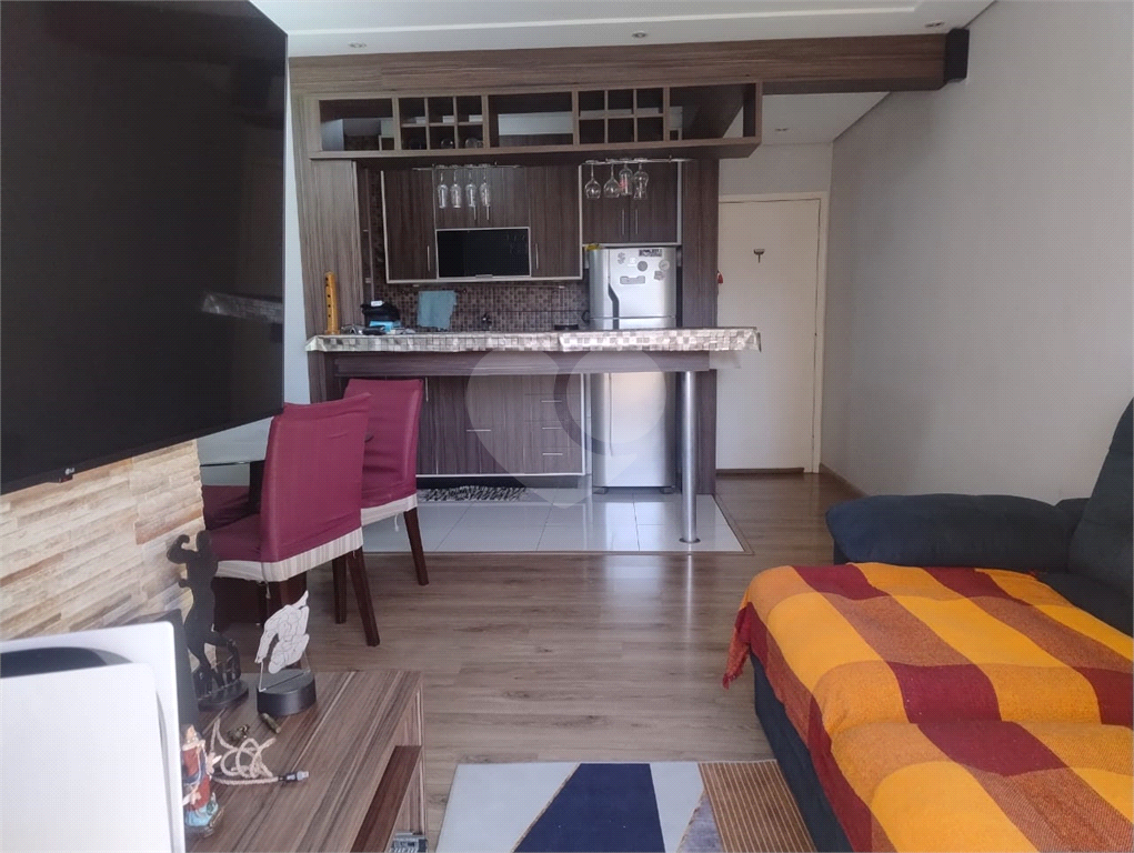 Apartamento à venda com 3 quartos, 75m² - Foto 6