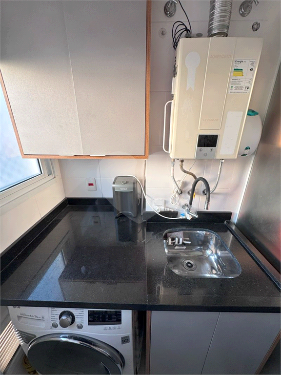 Apartamento a venda 2 dormitórios sendo 1 suíte próximo metrô